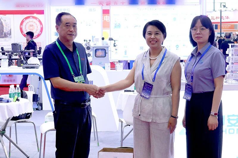 【MICONEX 2025】展會第二天，精彩不斷！